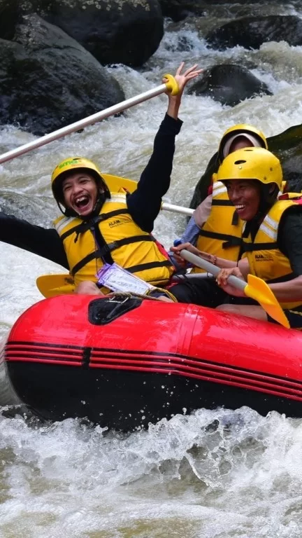 Rafting adventure in Bali's scenic waters